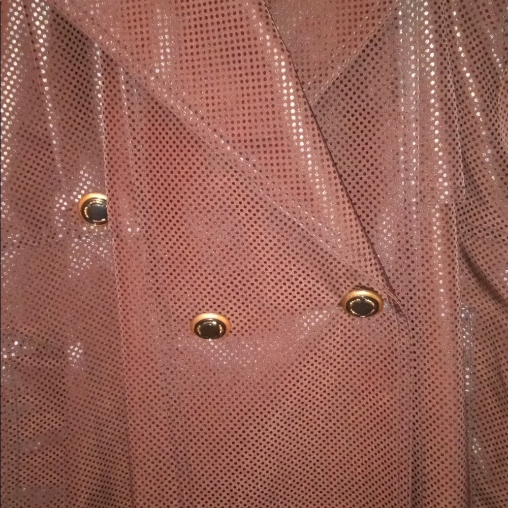 Measurements chest 42 waist is 36 length 50
